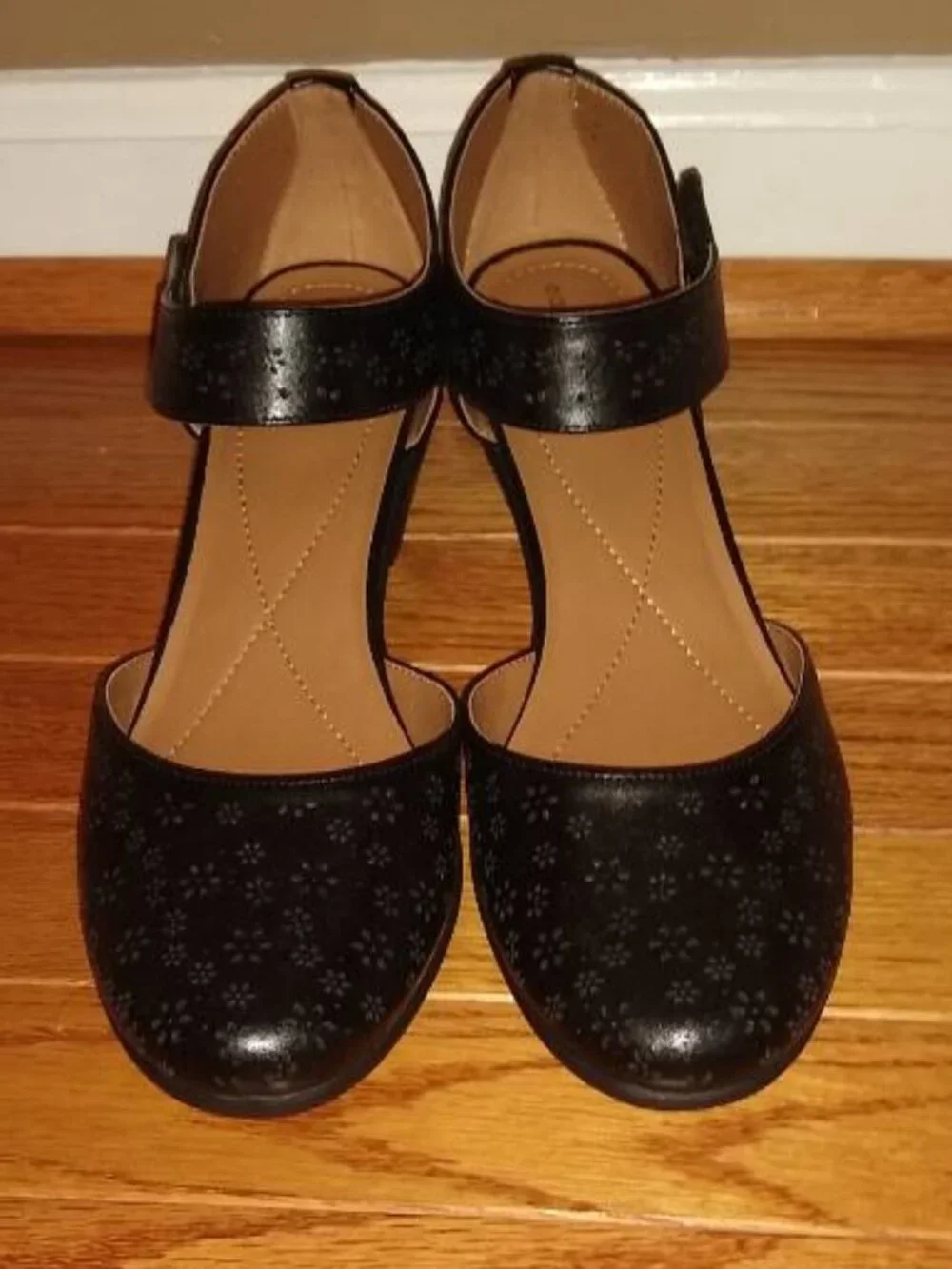 Easy Spirit Mary Jane shoes